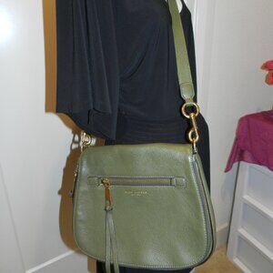 👜Marc Jacobs Recruit Nomad Saddle Pebble Leather Army Green Crossbody Bag 👜